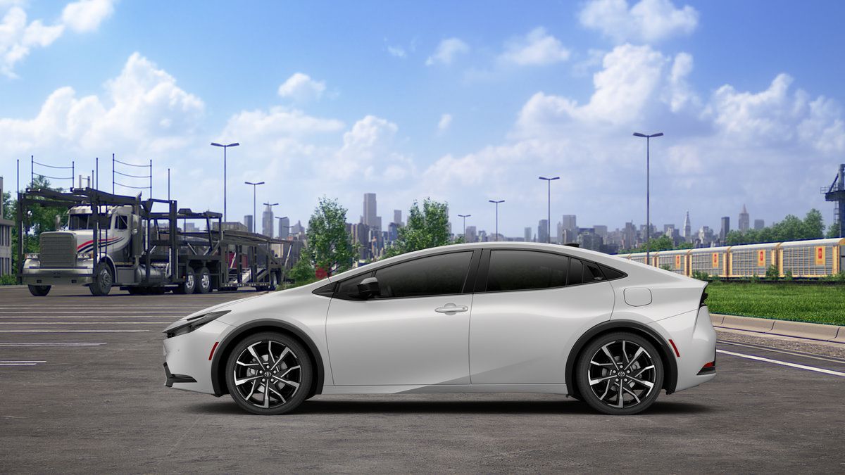 New 2027 Toyota Prius Plug-In Hybrid FWD image 6