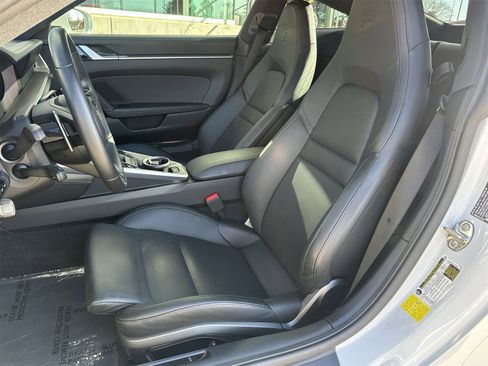 Used 2020 Porsche 911 Carrera 4S image 5