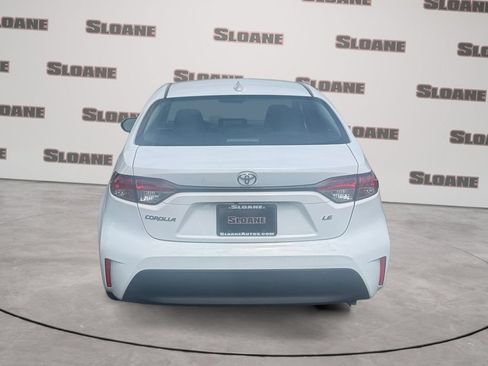 Used 2026 Toyota Corolla LE w/ LE Premium Package FWD image 4