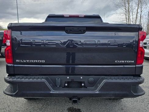 Used 2022 Chevrolet Silverado 1500 Custom AWD/4WD image 9
