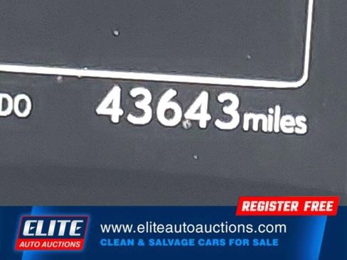 Used 2020 Lexus GX 460 Premium w/ Premium Package image 30