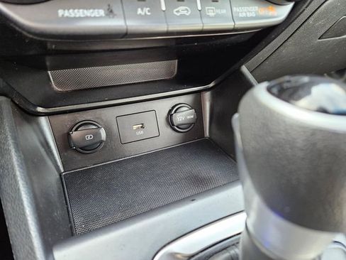 Used 2023 Hyundai Kona SEL image 28