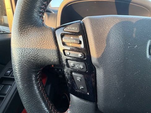 Used 2024 Nissan Frontier PRO-4X w/ Technology Package AWD/4WD image 40