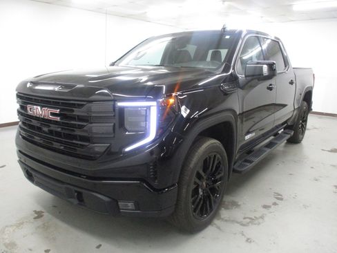 New 2026 GMC Sierra 1500 Elevation w/ Elevation Premium Package AWD/4WD image 1