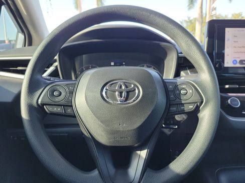 Used 2025 Toyota Corolla LE FWD image 23