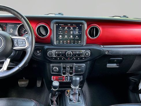 Used 2020 Jeep Gladiator Rubicon AWD/4WD image 11