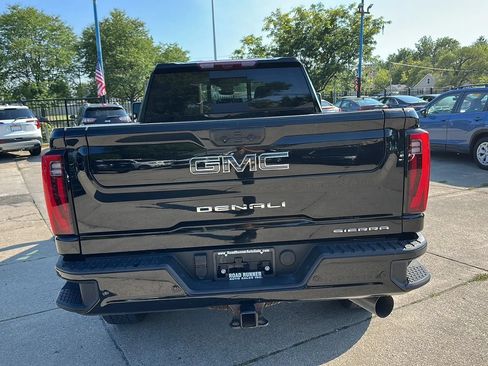 Used 2025 GMC Sierra 2500 Denali Ultimate AWD/4WD image 6