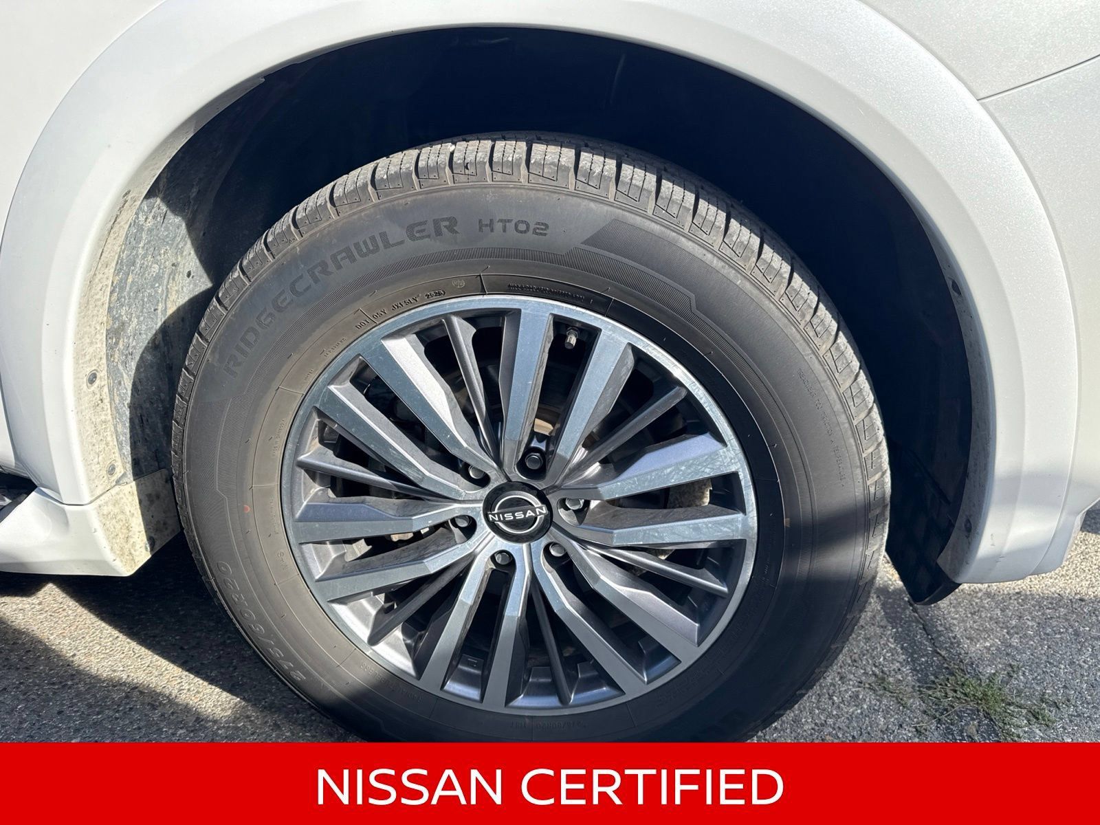 Certified 2024 Nissan Armada SL w/ Captain's Chairs Package AWD/4WD image 5