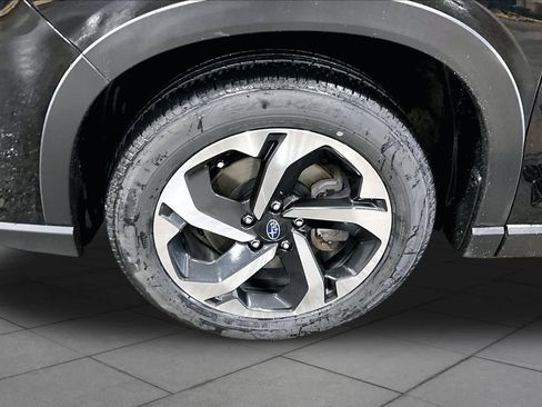 Used 2022 Subaru Forester Touring AWD/4WD image 11