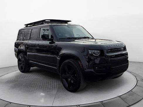 New 2026 Land Rover Defender 130 X-Dynamic SE AWD/4WD image 3