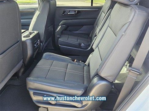 Used 2026 Chevrolet Tahoe High Country AWD/4WD image 10