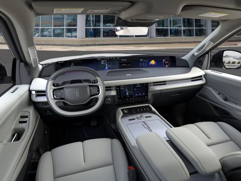 New 2026 Lincoln Navigator Reserve AWD/4WD image 9
