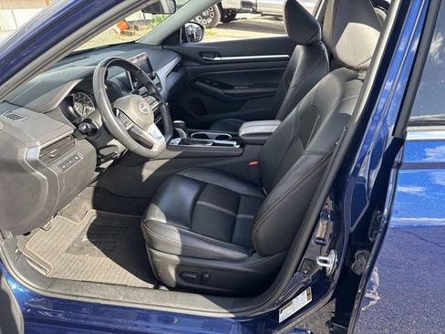 Used 2024 Nissan Altima 2.5 SR image 18