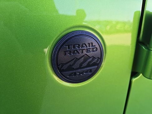 New 2026 Jeep Wrangler Sahara AWD/4WD image 17