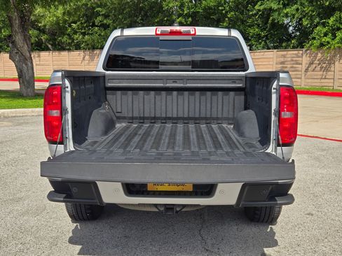 Used 2020 Chevrolet Colorado Z71 RWD image 24