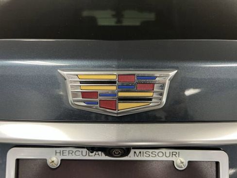 Certified 2021 Cadillac XT6 Premium Luxury image 32