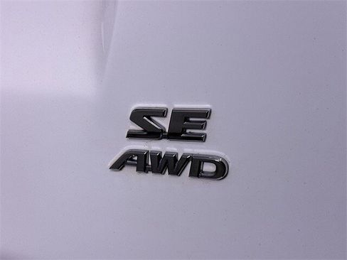 Used 2017 Toyota RAV4 SE w/ Power Extra Value Package image 33