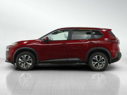 Used 2023 Nissan Rogue SV w/ SV Premium Package image 2