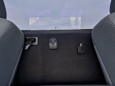 Used 2014 RAM 1500 Express image 26