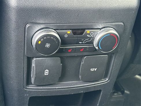 Used 2020 Ford Explorer XLT w/ Equipment Group 202A image 11
