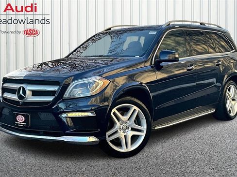 Used 2016 Mercedes-Benz GL 550 4MATIC image 1