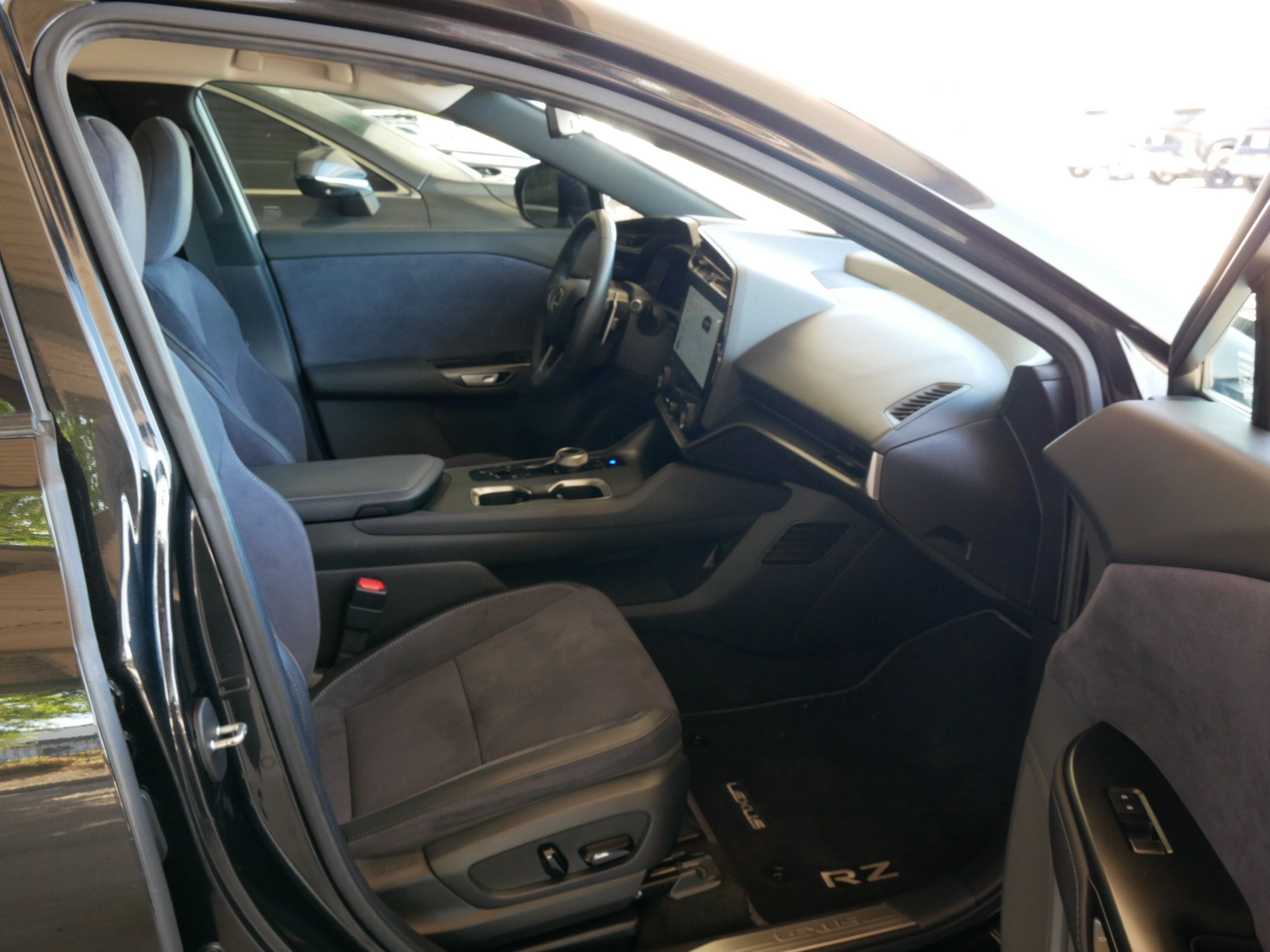 Used 2023 Lexus RZ 450e Premium w/ Accessory Package (Z1) AWD/4WD image 10