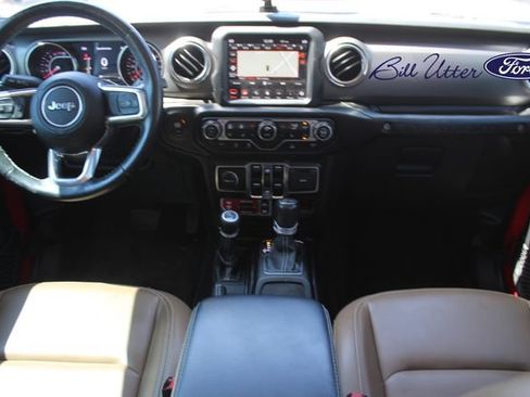 Used 2021 Jeep Wrangler Unlimited Rubicon AWD/4WD image 15