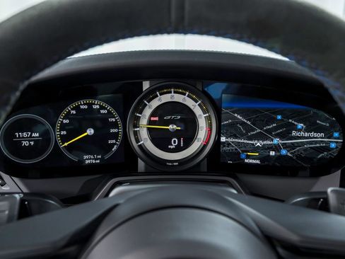 Used 2022 Porsche 911 GT3 image 17