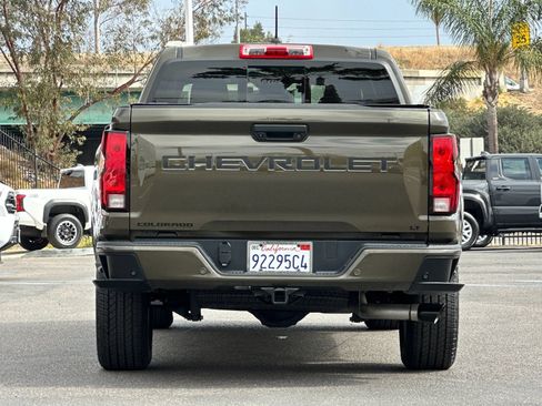 Used 2024 Chevrolet Colorado LT w/ LT Convenience Package RWD image 4