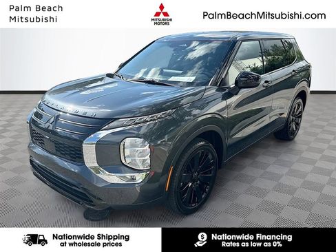 New 2026 Mitsubishi Outlander LE FWD image 1