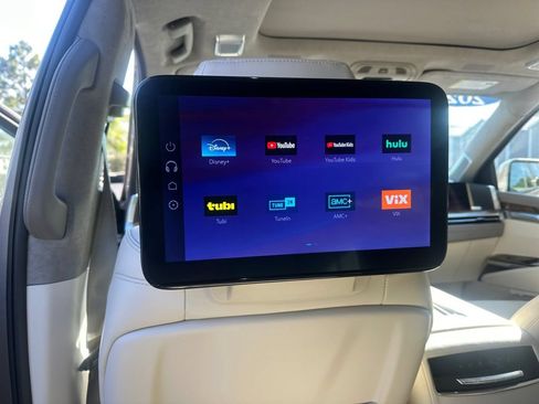 Used 2025 Cadillac Escalade Sport Platinum w/ LPO, ONYX Package AWD/4WD image 24