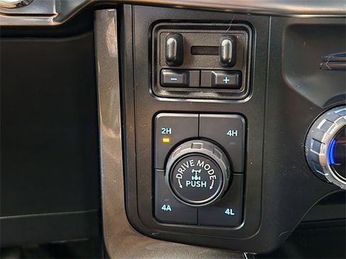 Used 2023 Ford F150 Lariat image 20