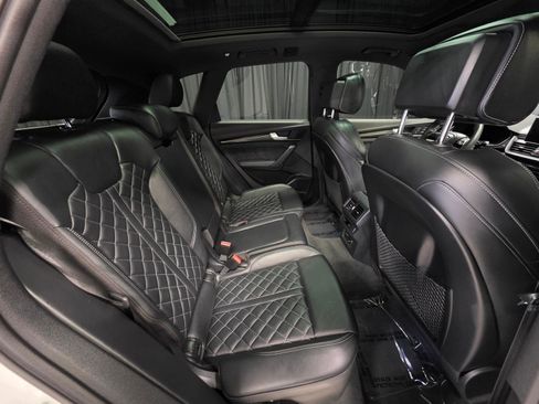 Used 2020 Audi SQ5 Premium Plus w/ Premium Plus Package image 46