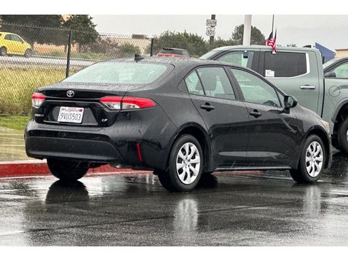 Certified 2025 Toyota Corolla LE image 4