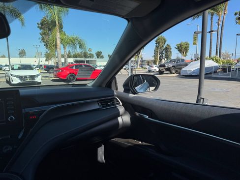 Used 2023 Toyota Camry SE w/ Convenience Package FWD image 22