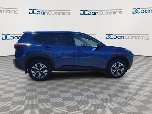 Used 2023 Nissan Rogue SV AWD/4WD image 9
