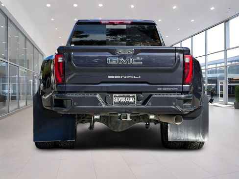 Used 2025 GMC Sierra 3500 Denali Ultimate AWD/4WD image 5