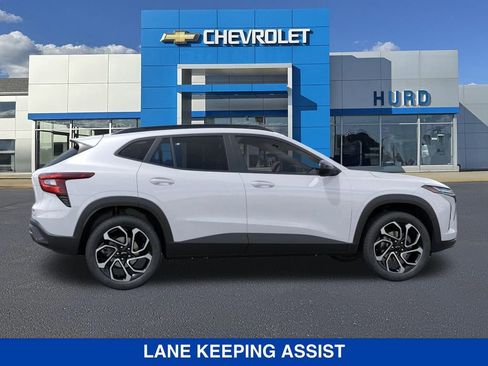 New 2026 Chevrolet Trax RS image 6