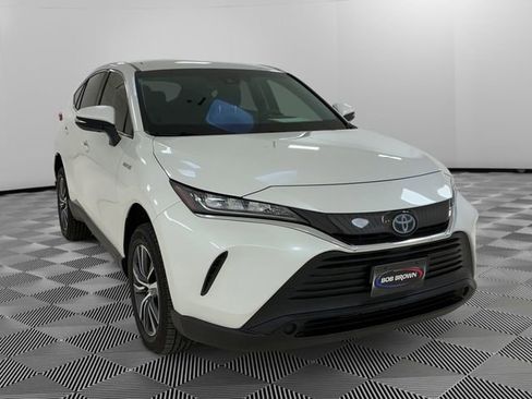 Used 2021 Toyota Venza LE AWD/4WD image 7