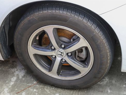 Used 2015 Honda Civic SE image 9