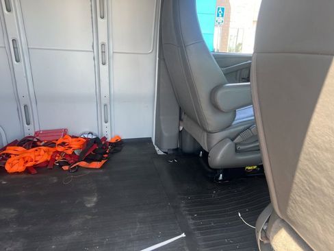 Used 2023 GMC Savana 2500 Extended w/ Driver Convenience Package RWD image 30