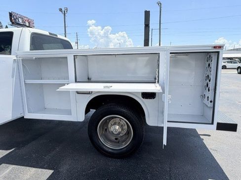 Used 2000 Ford F550 4x4 Crew Cab Super Duty image 11