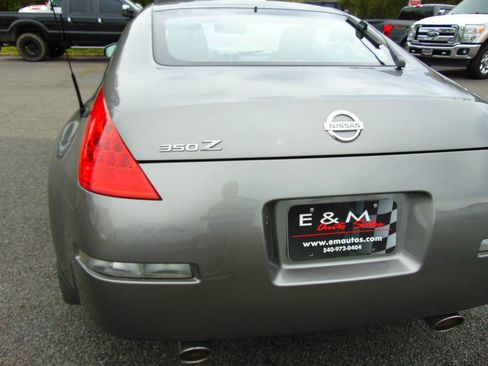 Used 2007 Nissan 350Z Enthusiast w/ Cargo Convenience Pkg RWD image 25