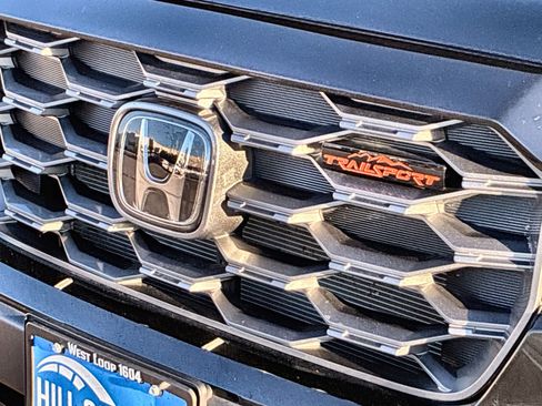 Certified 2025 Honda Ridgeline TrailSport image 12