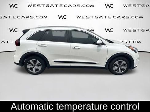 Used 2019 Kia Niro LX FWD image 7