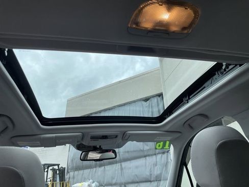 Used 2016 Subaru Forester 2.5i Premium w/ All-Weather Package image 28