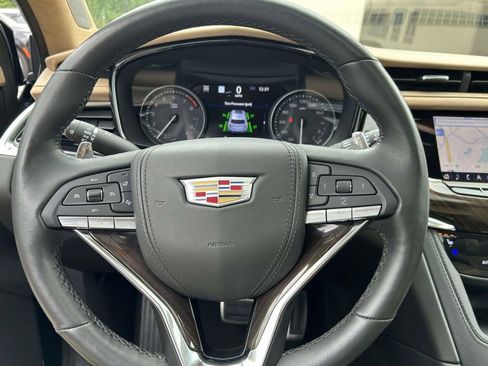 Certified 2024 Cadillac XT6 Sport w/ Platinum Package AWD/4WD image 23