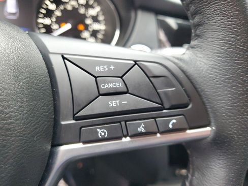 Certified 2019 Nissan Rogue SV image 23