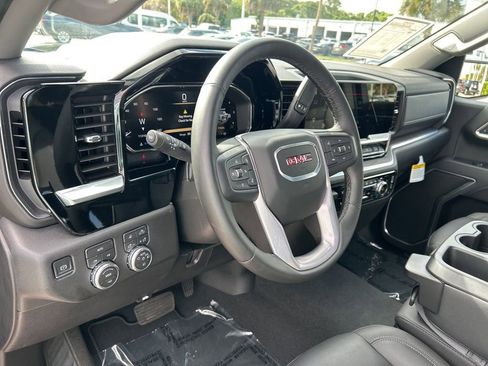 Used 2026 GMC Sierra 1500 SLT AWD/4WD image 22