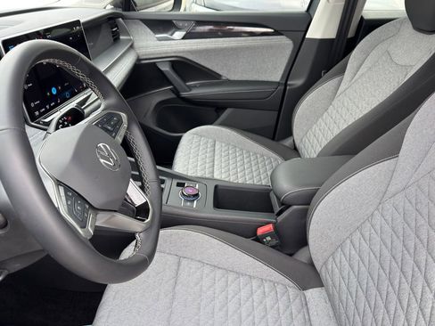 New 2025 Volkswagen Tiguan S image 11